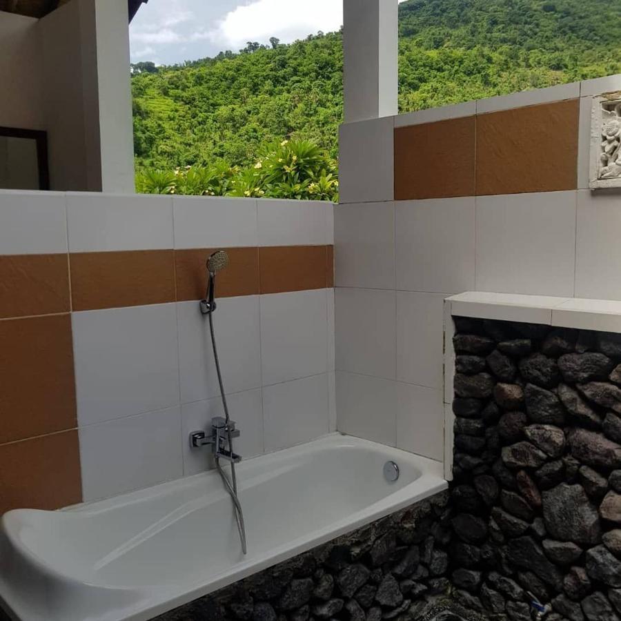 Meditasi Bungalows & Villas アメッド エクステリア 写真
